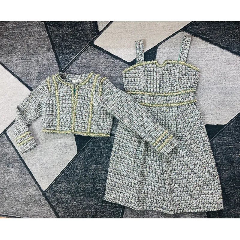 Bộ dạ tweed đẹp có đính ngọc trai 1003277