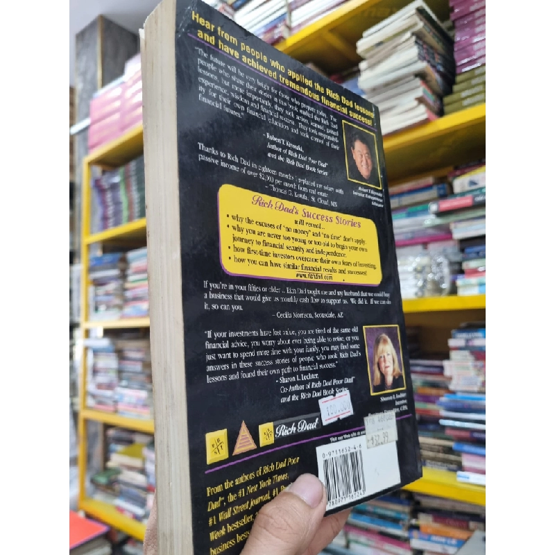 SUCCESS STORIES : REAL LIFE SUCCESS STORIES FROM REAL LIFE PEOPLE WHO FOLLOWED THE RICH DAD LESSONS - Robert T. Jiyosaki 141555