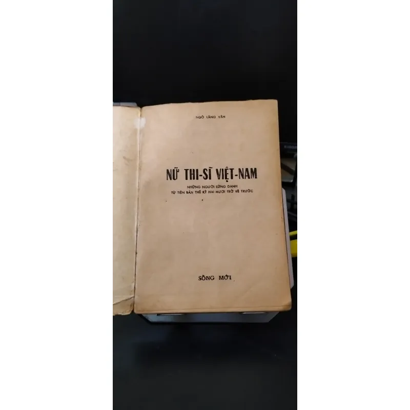 Nữ Thi Sĩ Việt Nam - Ngô Lăng Vân - sách xưa - Giá trị - Hiếm, hết hàng 756318