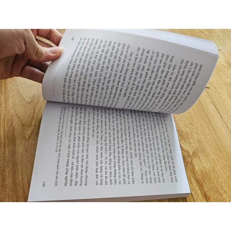 Đường lối, chính sách của đảng, nhà nước Việt Nam 
Giá 55k 608335