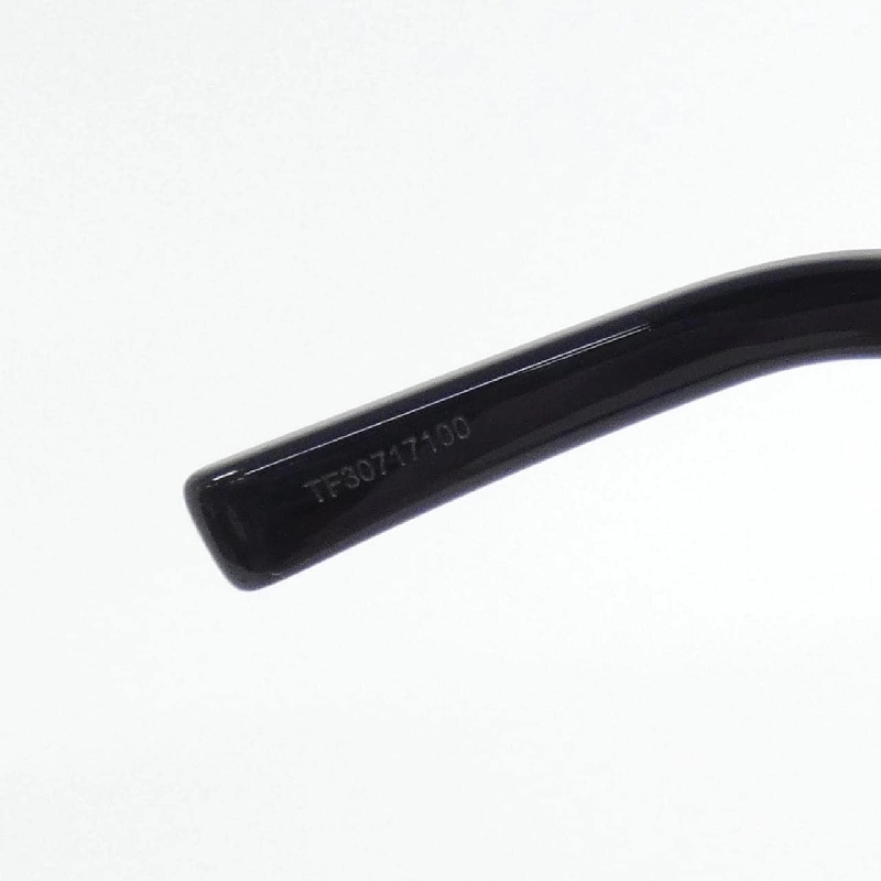 【Sản phẩm mới】Kính Givenchy 50040F 625558