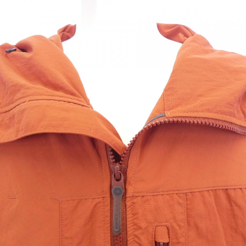 Áo khoác DESCENTE - Hàng hiệu Authentic 898328