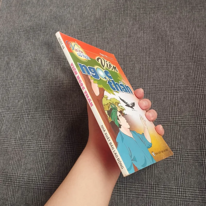 (Vườn cổ tích) Viên ngọc thần - Ngọc Hà (sưu tầm) - NXB Lao Động 686698