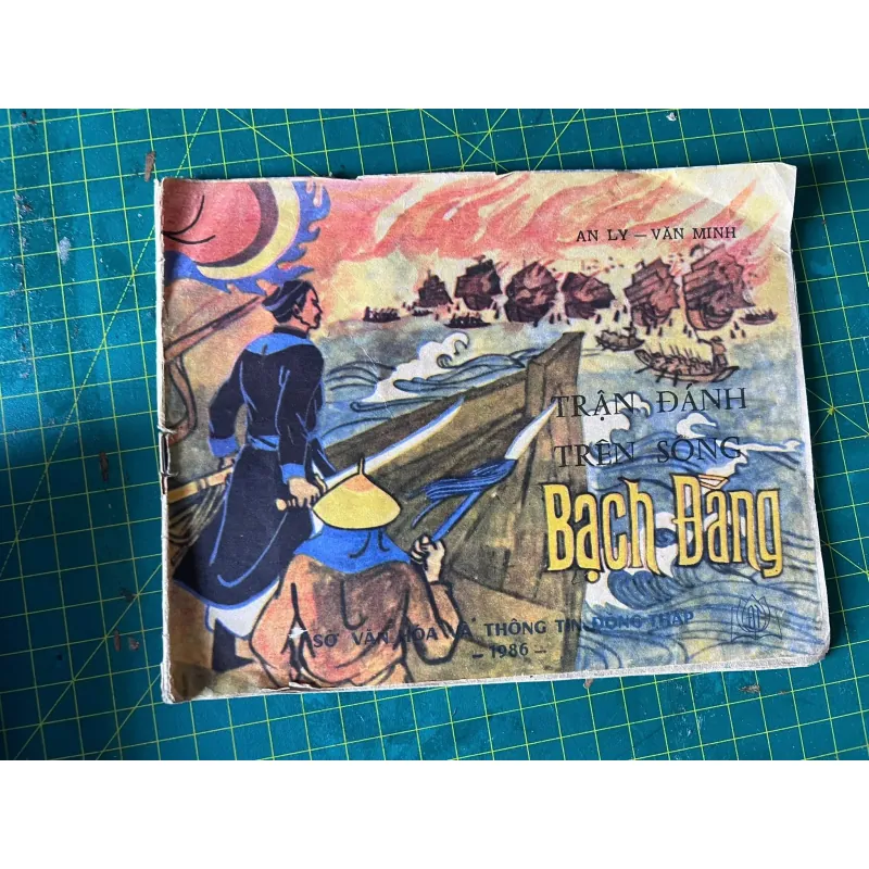 TRUYỆN TRANH LỊCH SỬ 996474