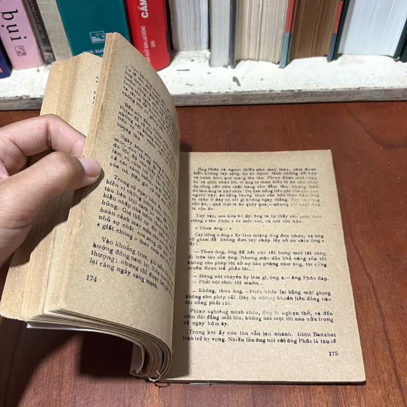 II Văn Học Nước Ngoài: Vòng Quanh Thế Giới Trong 80 Ngày - J.VERNƠ - 1985 751407
