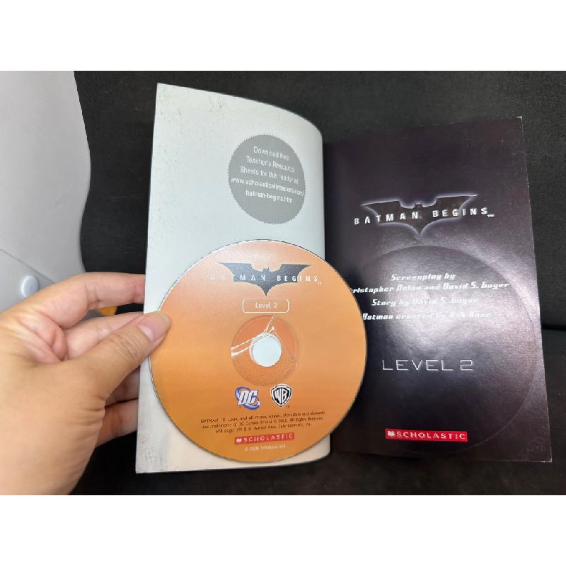 Batman Begins - With Audio Cd, Mới 90% SBM0307 342121