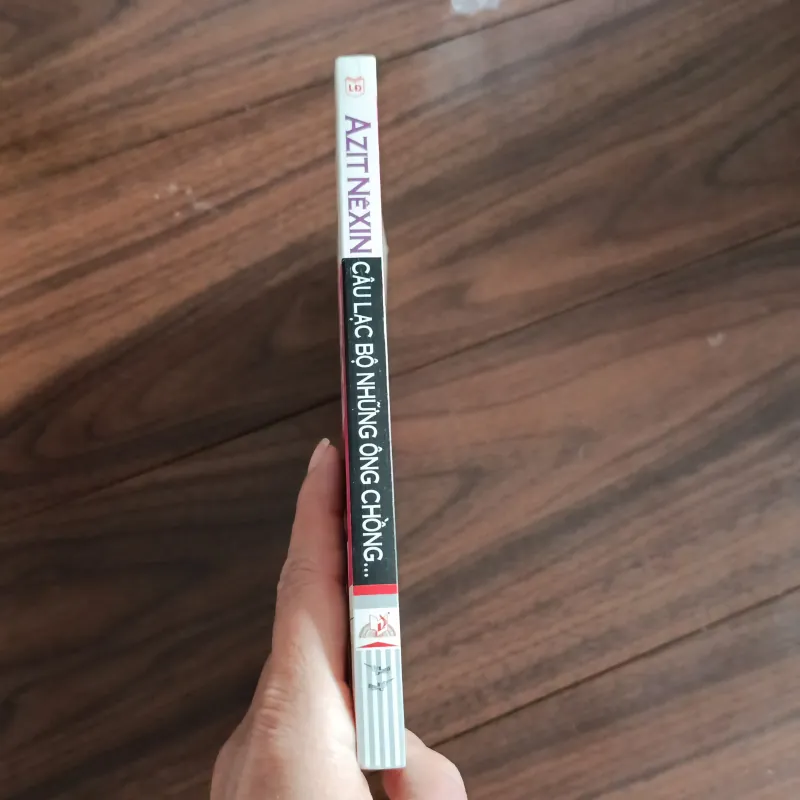 Câu lạc bộ những ông chồng 763339