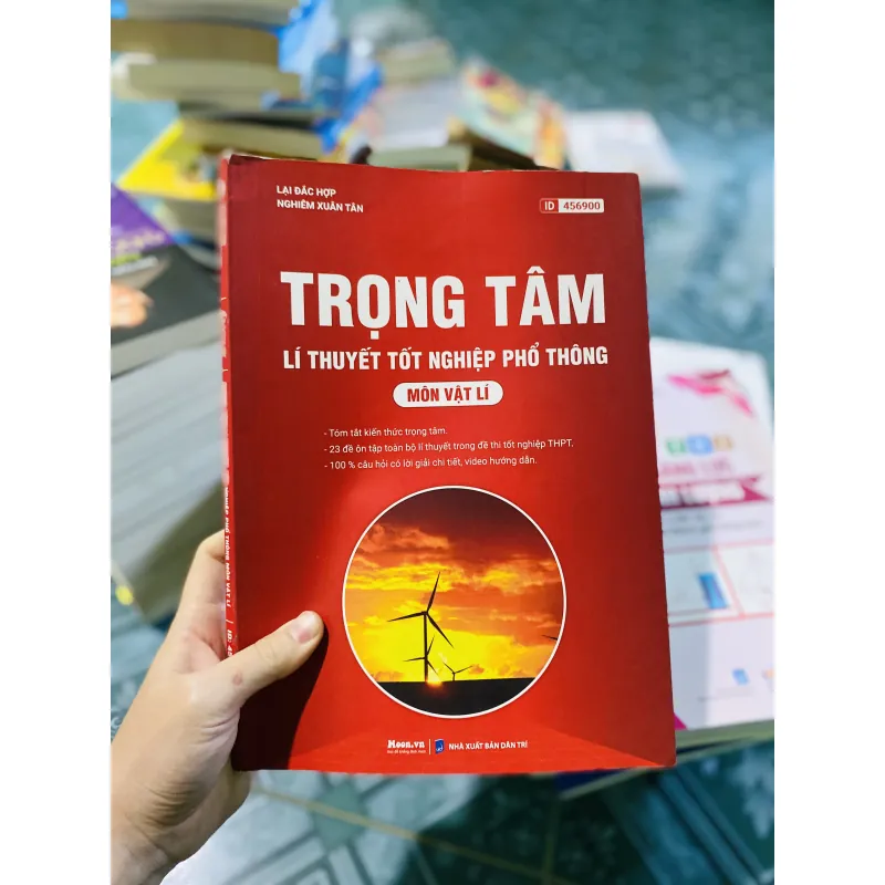 Trọng tâm lí thuyết tốt nghiệp phổ thông môn Vật lí 752301