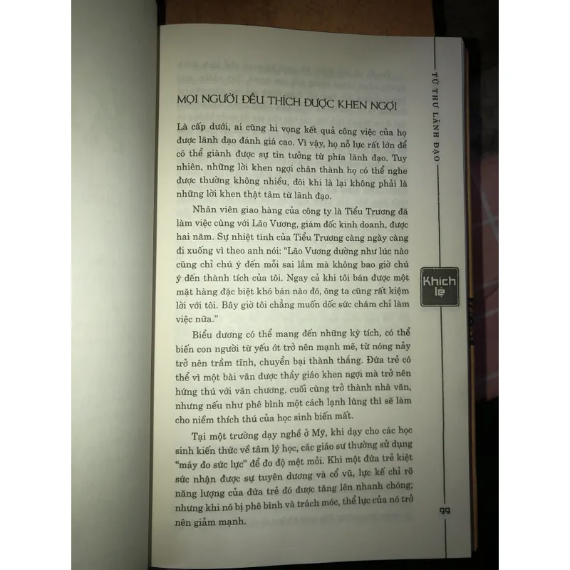 Tứ thư lãnh đạo - Lãnh đạo, xử thế, quản trị, dụng ngôn  730617