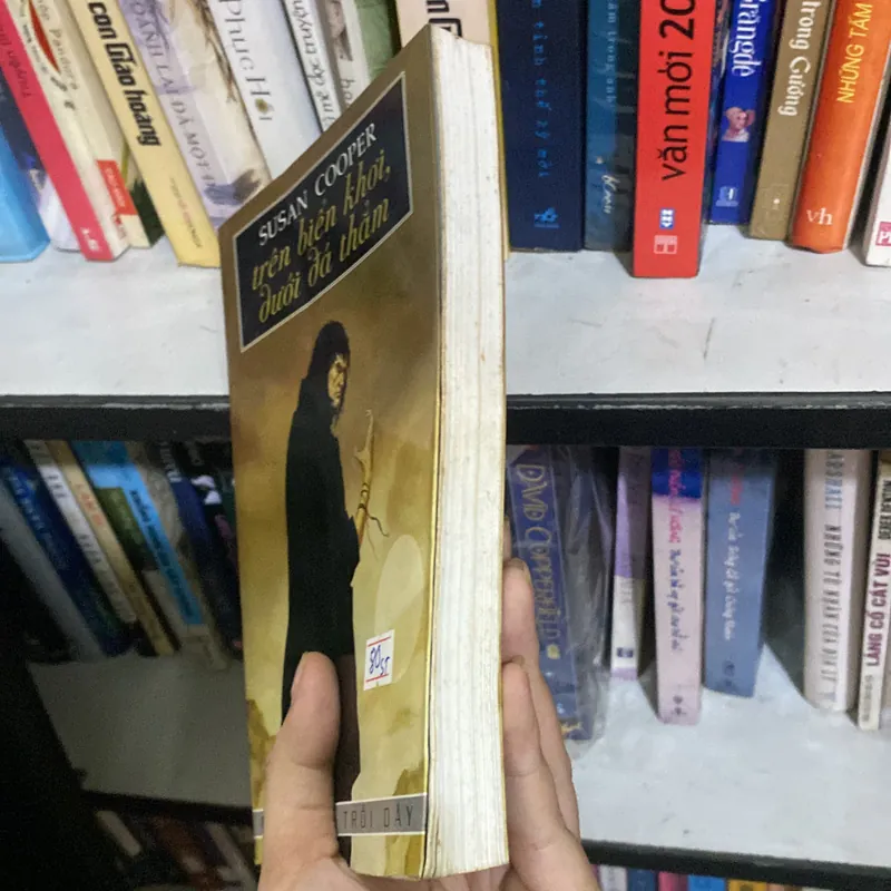 Trên Biển Khơi dưới đá thẳm  716619