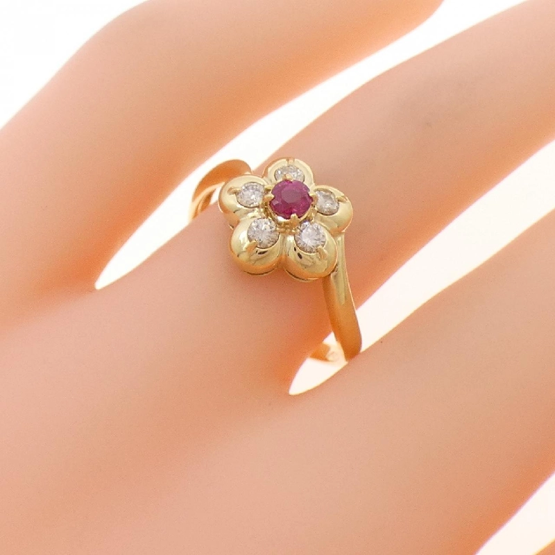 Nhẫn Ruby Hoa K18YG 0.19CT - Hàng hiệu Chính hãng 850270