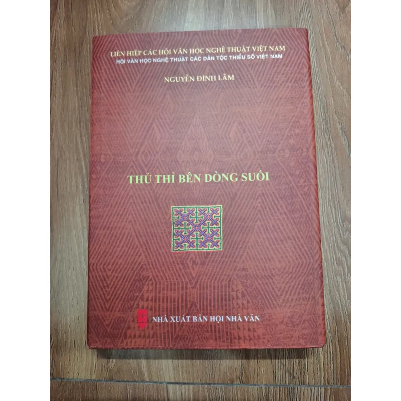 Thủ Thỉ Bên Dòng Suối - Nguyễn Đình Lãm - Văn học dân tộc 761789