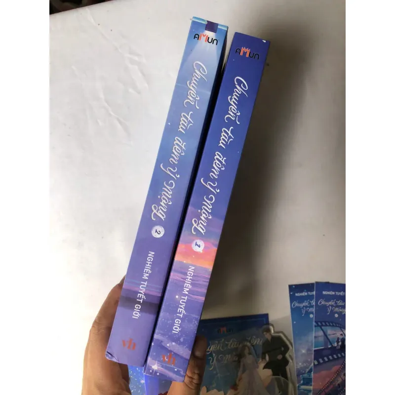 Trọn bộ 2 tập Chuyến Tàu Đêm Ỷ Mộng - Nghiêm Tuyết Giới (bản đặc biệt) 926836