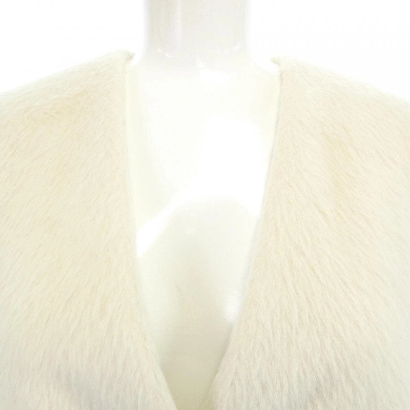 Áo khoác ebure - Hàng hiệu Authentic 822944