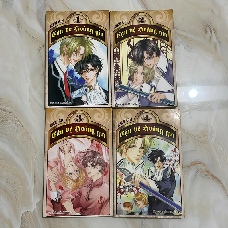 Cận vệ hoàng gia 1000656