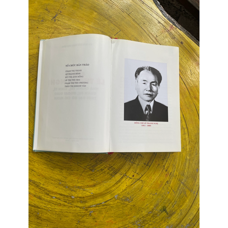 ĐỒNG CHÍ LÊ THANH NGHỊ NHÀ CHÍNH TRỊ, KINH TẾ,QUÂN SỰ, NGOẠI GIAO THỜI ĐẠI HỒ CHÍ MINH 549531