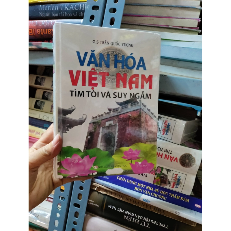 Văn hoá VN tìm tòi và suy ngẫm 443299