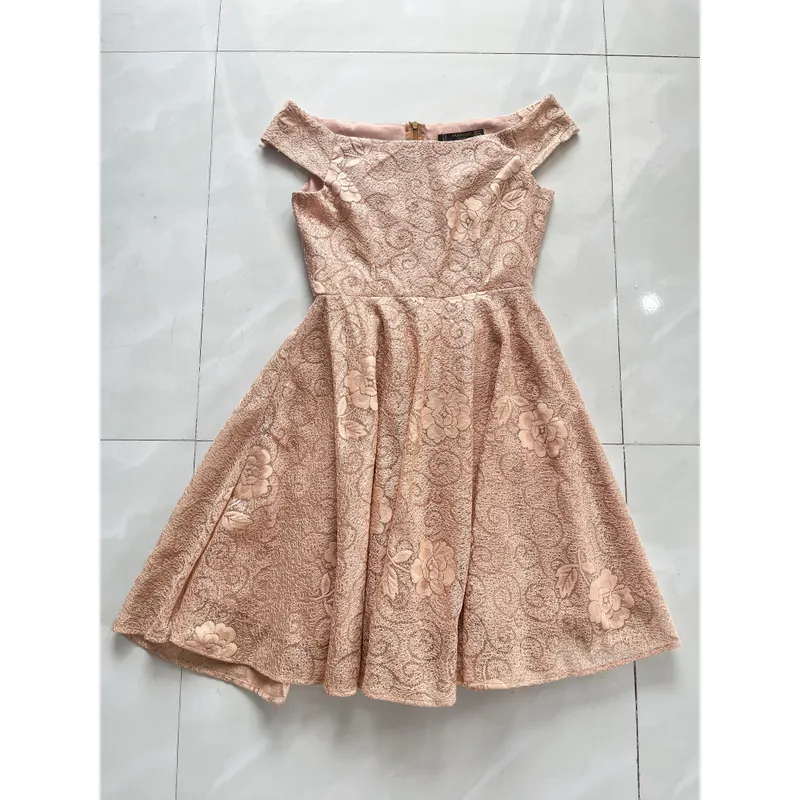 Váy nữ đẹp chưa sử dụng 603069