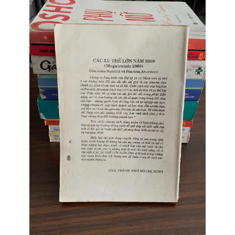 Các Xứ Thế Lớn Năm 2000 – John Naisbitt, Patricia Aburdene 558516