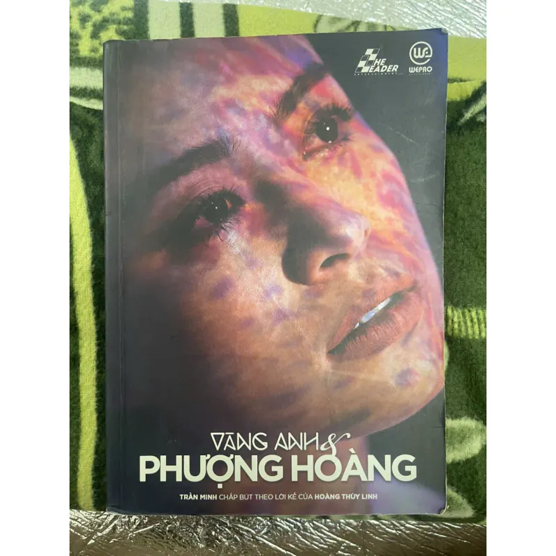 Vàng anh phượng hoàng Hoàng Thuỳ Linh 2017, mới 80% ố vàng (Hoi) 182105