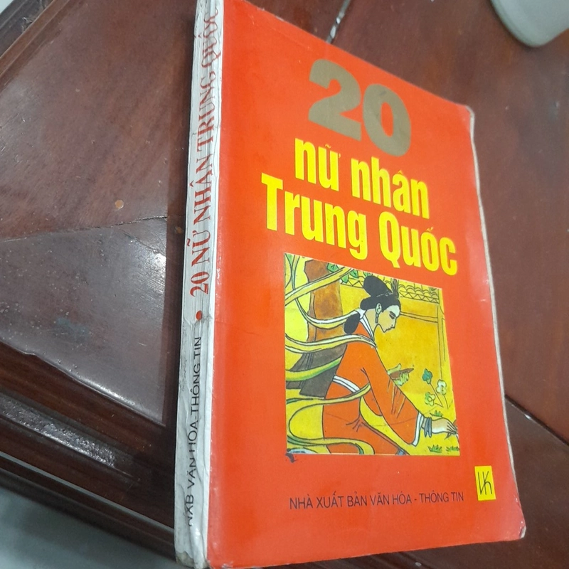 20 NỮ NHÂN Trung Quốc (Bùi Hạnh Cẩn biên soạn) 479065