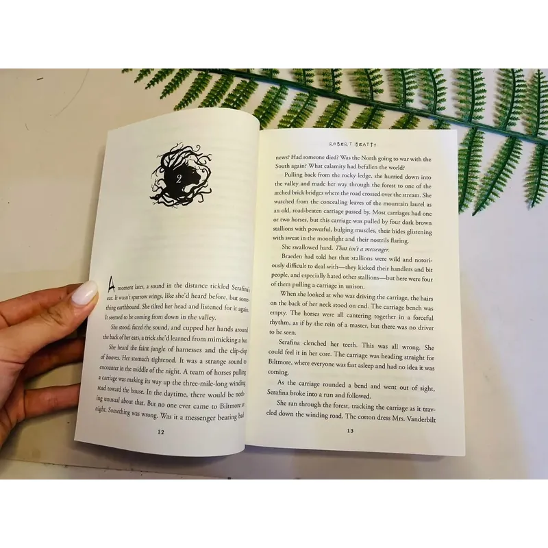 [Sách tiếng Anh 2hand] Like new 90% - 📚 Serafina and the Twisted Staff - Robert Beatty 715188