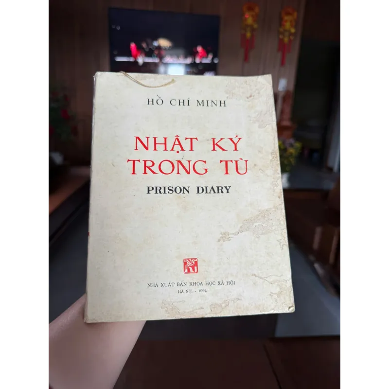 Nhật Ký Trong Tù – Hồ Chí Minh | Prison Diary | Sách văn học – lịch sử 972158