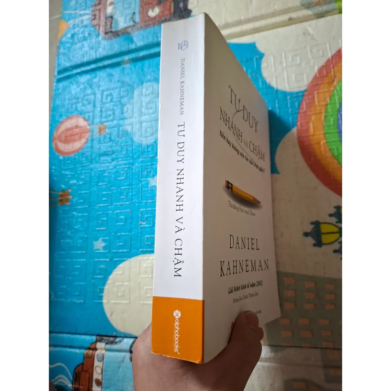 Tư duy nhanh và chậm 972798