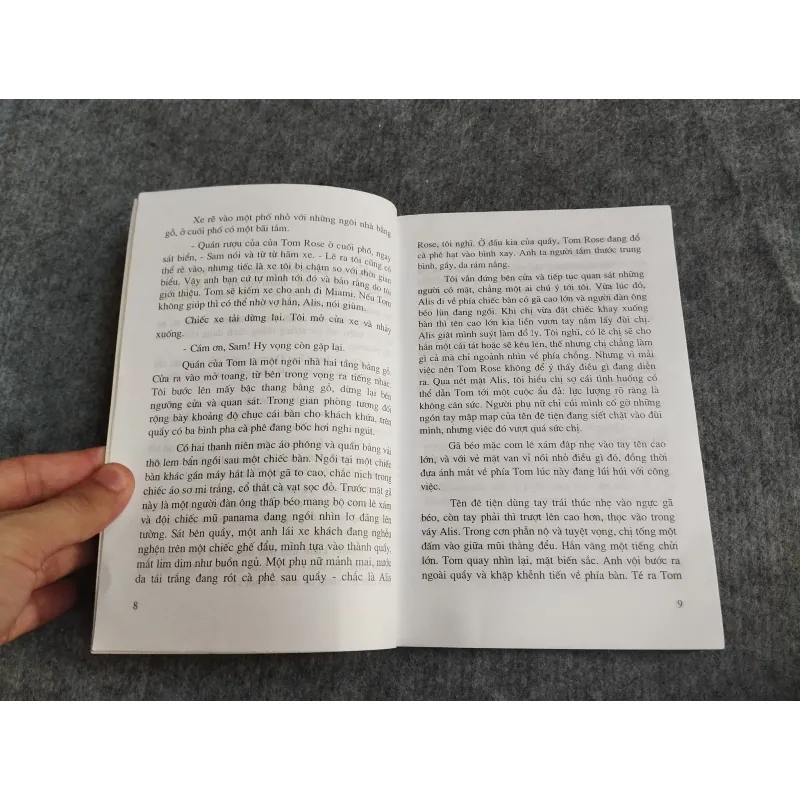 CẠM BẪY DÀNH CHO JOHNNY - JAMES HADLEY CHASE 574613
