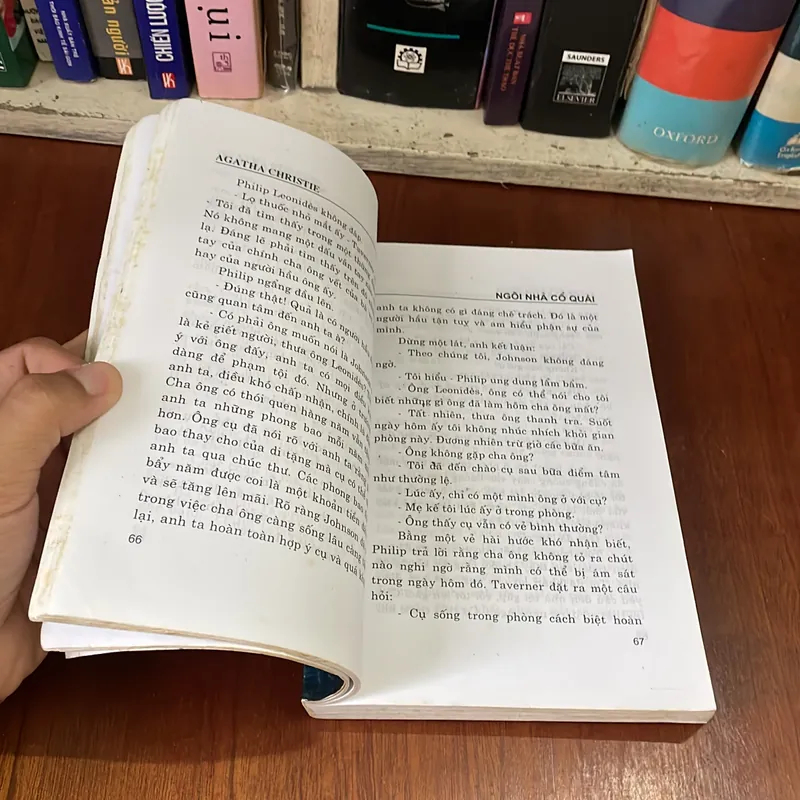 [Lưu Ý Kỹ Trước Khi Mua] Tiểu Thuyết Trinh Thám: Ngôi Nhà Cổ Quái - AGATHA CHRISTIE - 2011 558207