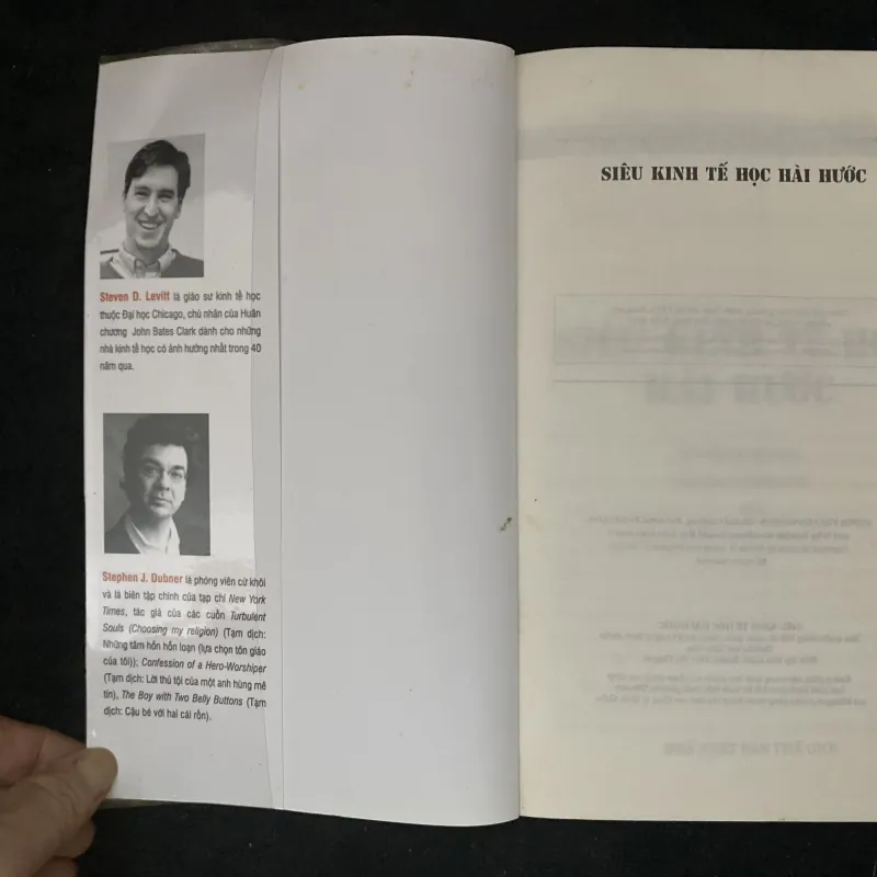 Siêu kinh tế học hài hước- Steven D. Levitt và S tephen J. Dubner  1029099