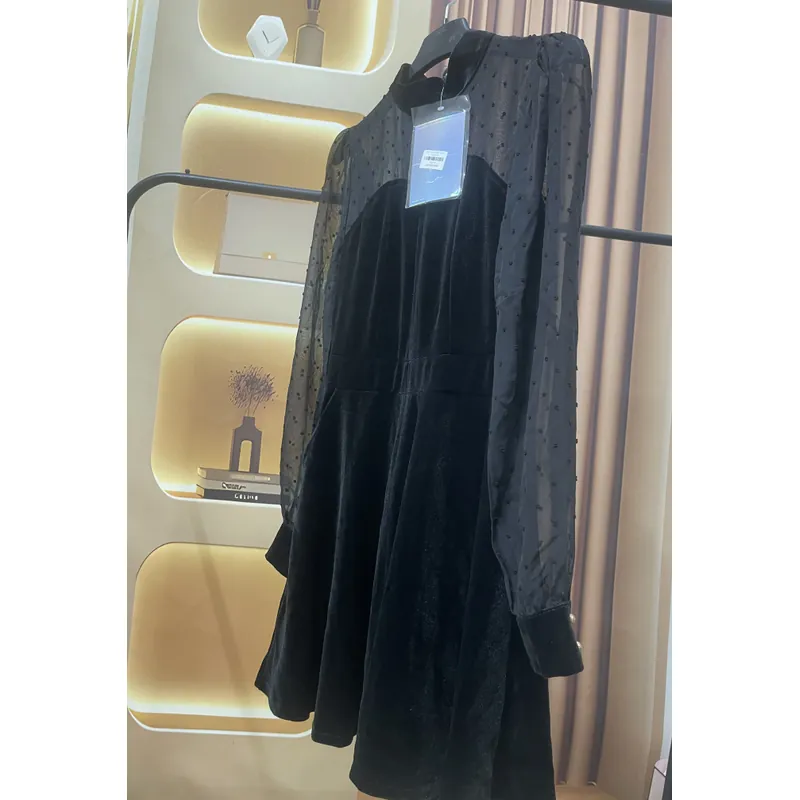 Váy nhung phối ren  690885