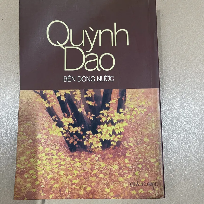 Bên dòng nước - Quỳnh Dao (c47) 938269