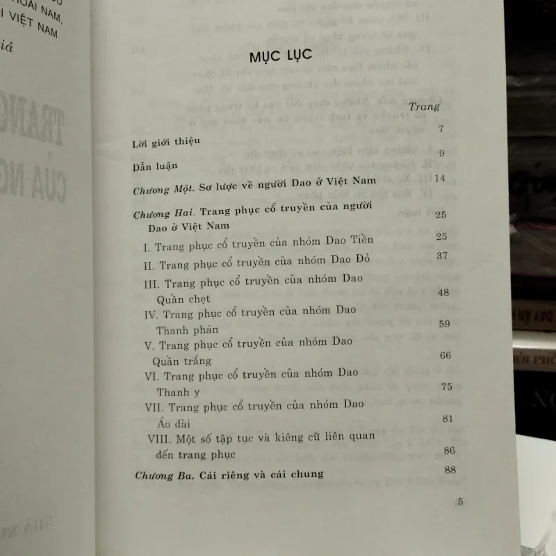 Trang phục cổ truyền của người Dao ở Việt Nam 1026141