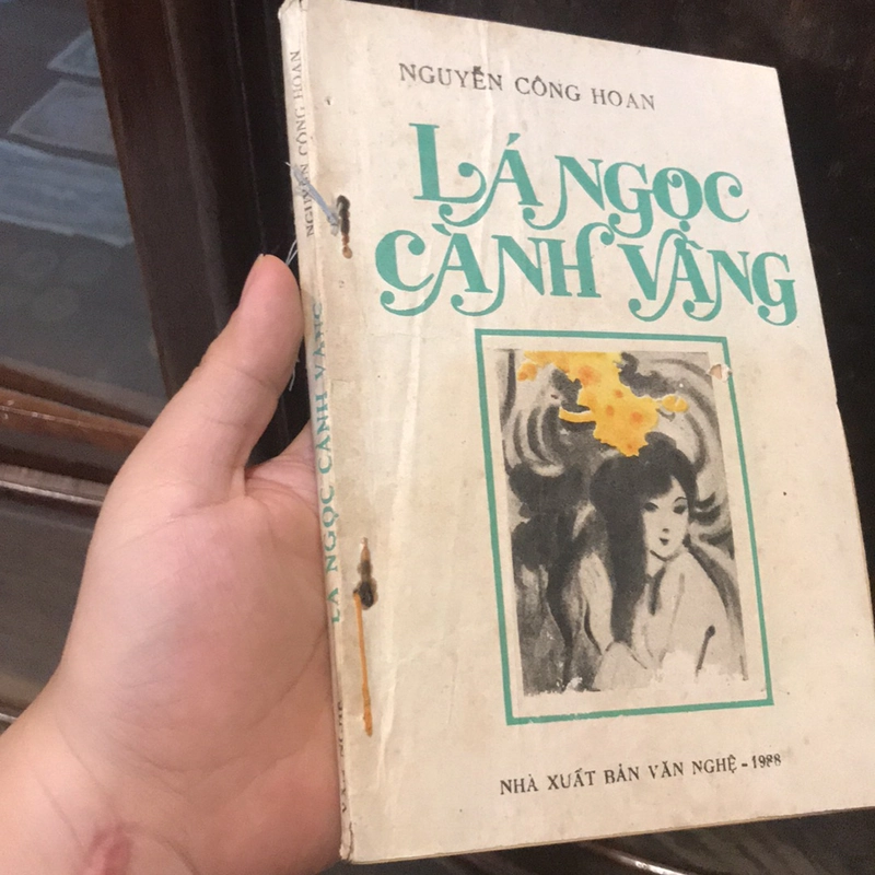 LÁ NGỌC CÀNH VÀNG (XB 1988) 503671