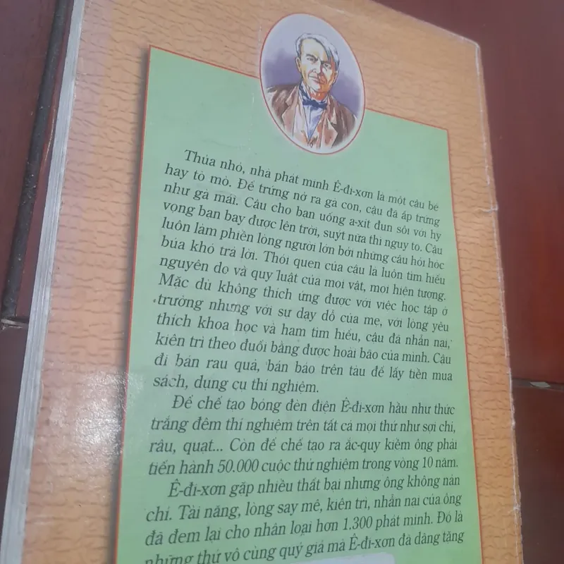 Chuyện kể về danh nhân thế giới : Ê - ĐI - XƠN 688724