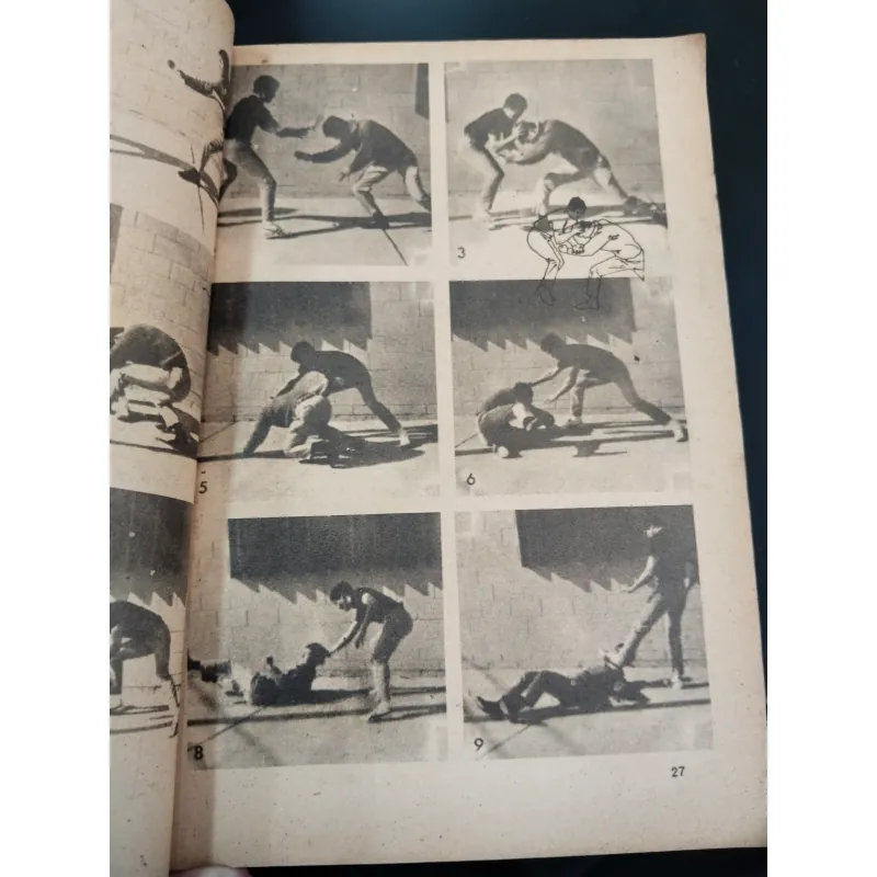 LÝ TIỂU LONG VÕ CÔNG TOÀN THƯ ( TRỌN BỘ 4 TẬP) - LẠC VIỆT, PHẠM XUÂN THẢO 961756