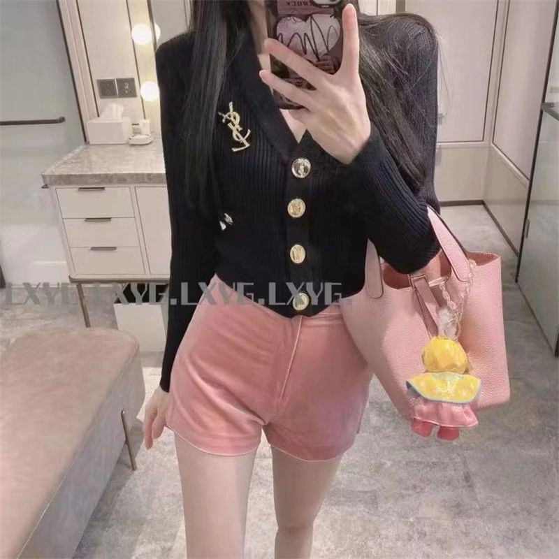 Áo cardigan dệt kim nút vàng QCCC 520897
