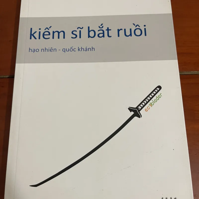 Kiếm sĩ bắt ruồi Hạo Nhiên Quốc Khánh 1005258