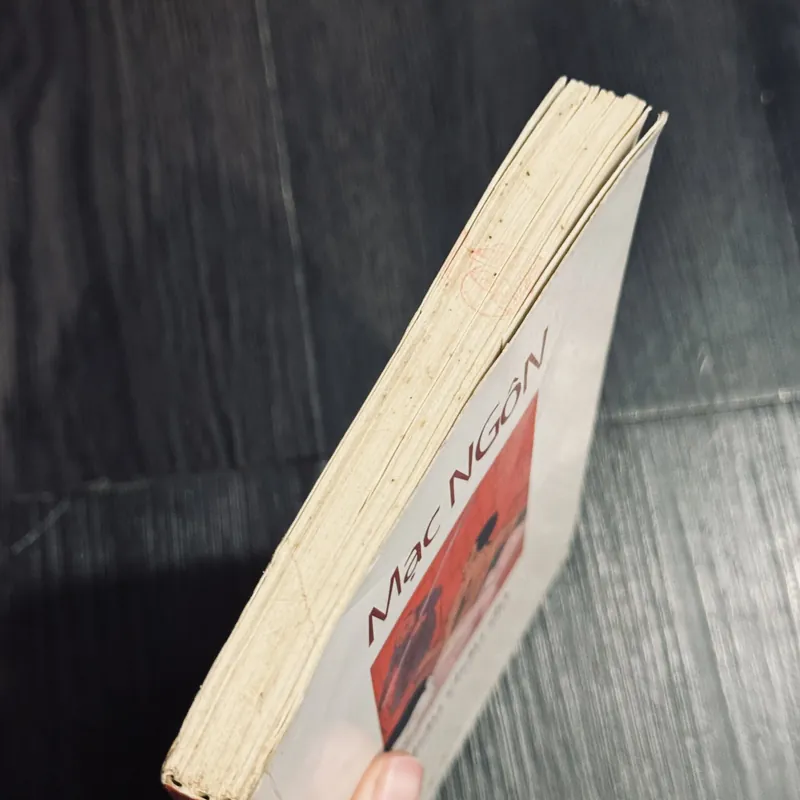 Châu chấu đỏ - Mạc Ngôn 576326