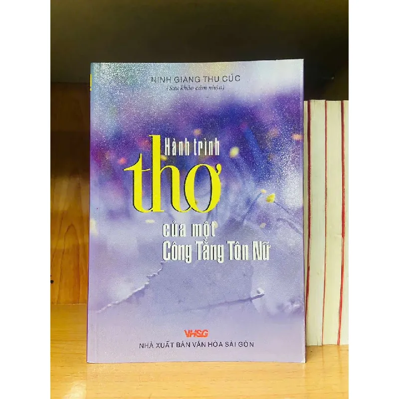 Hành trình thơ của một Công Tằng Tôn Nữ VĂN HỌC VAVO0810 595043
