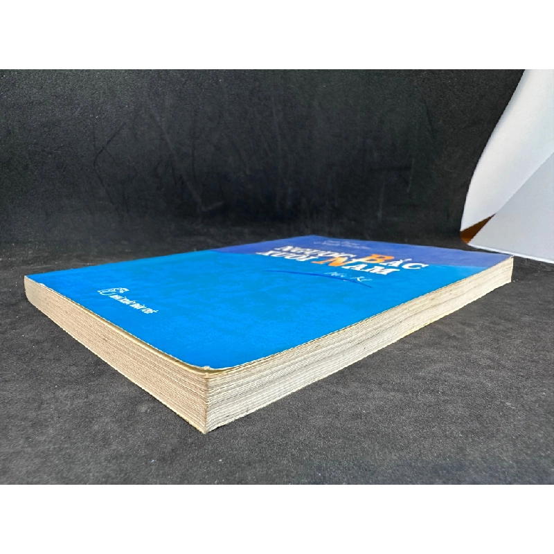 Ngược Bắc xuôi Nam - Hồi ký thiếu tướng Nguyễn Thế Lâm New 80% SBM0706 450684