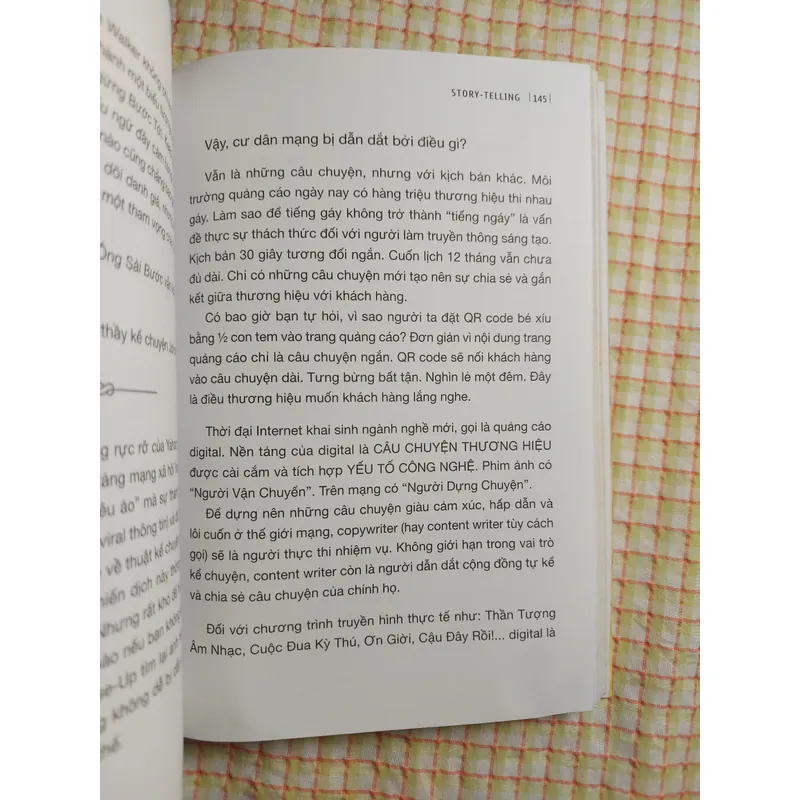 LÀM BẠN VỚI HÌNH, LÀM TÌNH VỚI CHỮ - BÚT CHÌ 713337