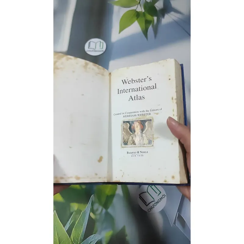 Webster's International Atlas 990493