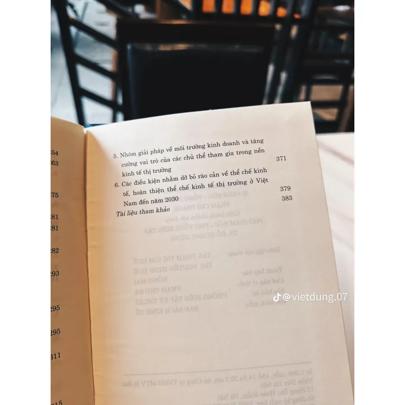 Các rào cản về thể chế kinh tế 933440