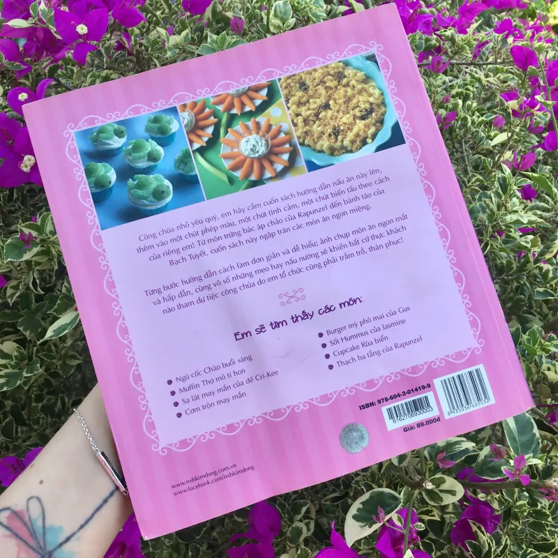 Sách làm bánh Vào bếp cùng công chúa 754139