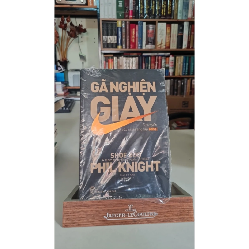 Gã nghiện giày - mới seal - Phil Knight STB501 Blogmeo 27525 465138