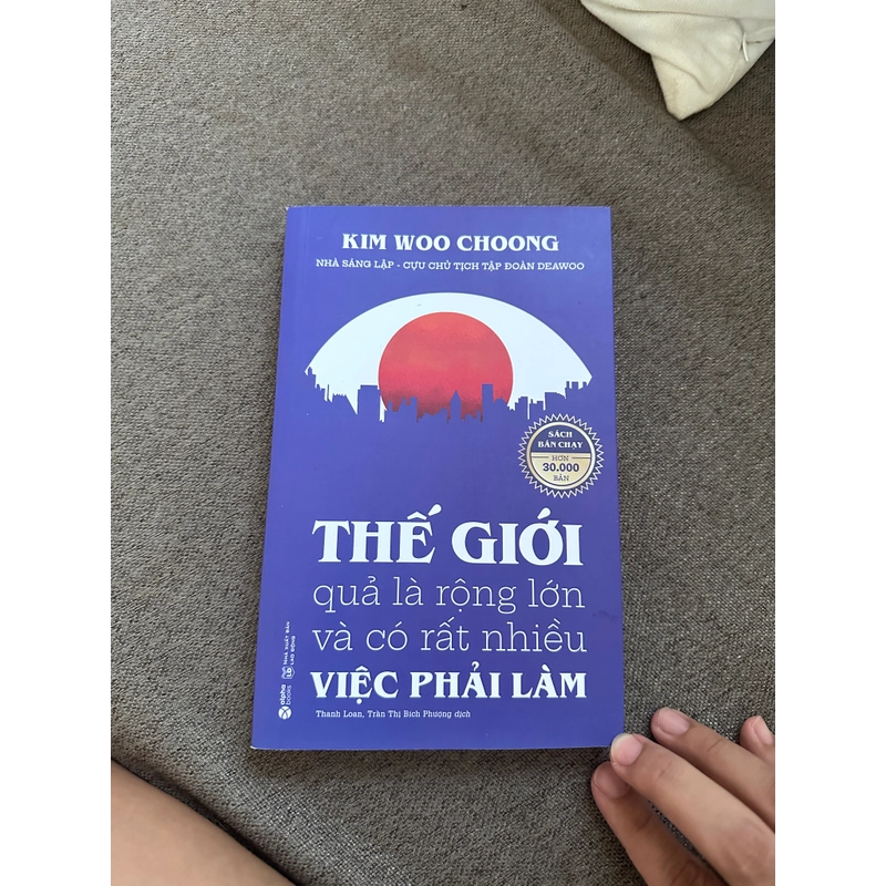 Thế giới quả là rộng lớn và có rất nhiều việc để làm 517378