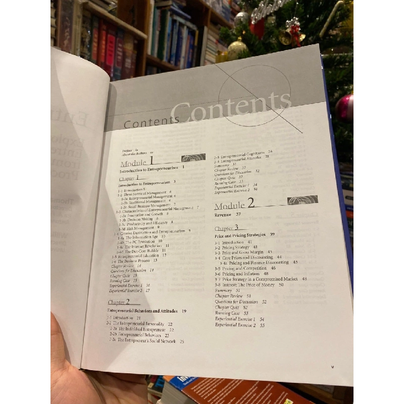 Entrepreneurism: Exploring Entrepreneurship from a Business Process Perspective - Thomas N. Duening, William W. Sherrill 735553