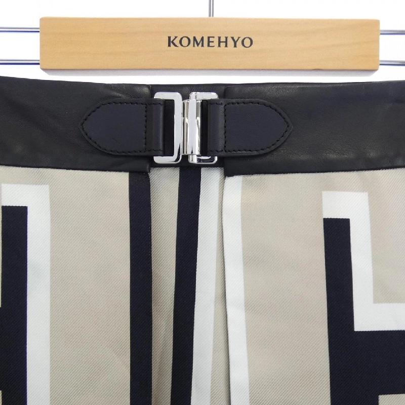 HERMES *07-7303 Váy - Hàng hiệu Chính hãng 808618